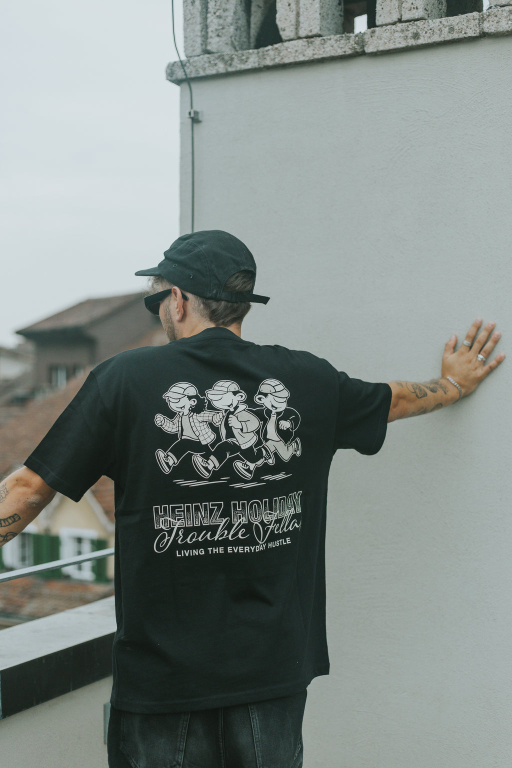 TROUBLE FELLAS TSHIRT BLACK